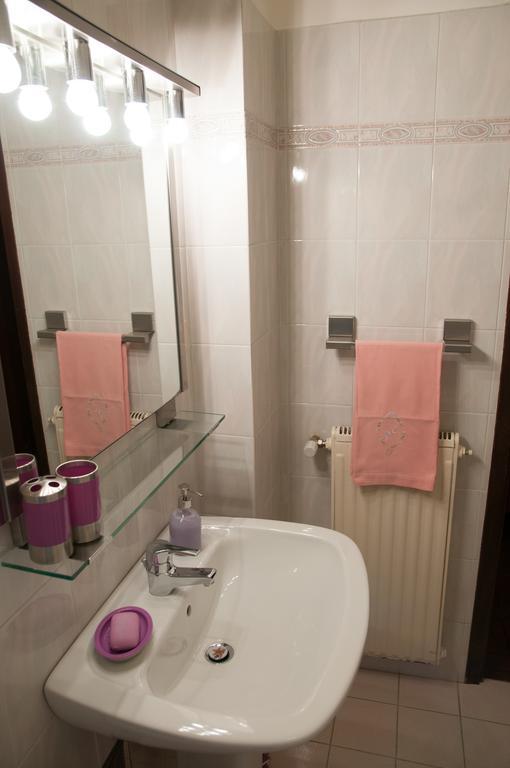 Le Ortensie Di Via Rossetti Bed & Breakfast Триест Екстериор снимка