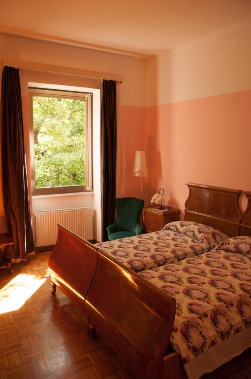 Le Ortensie Di Via Rossetti Bed & Breakfast Триест Екстериор снимка
