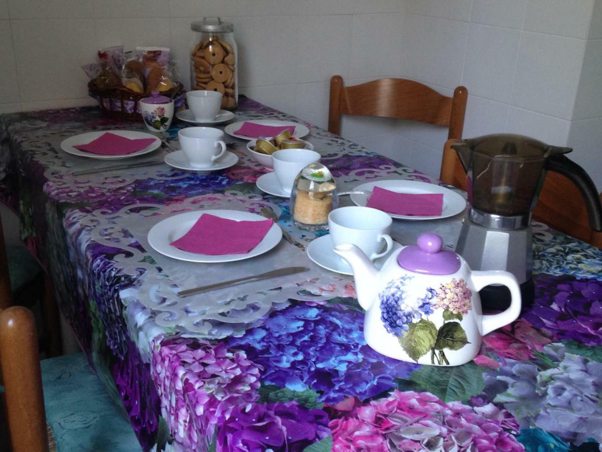 Le Ortensie Di Via Rossetti Bed & Breakfast Триест Екстериор снимка