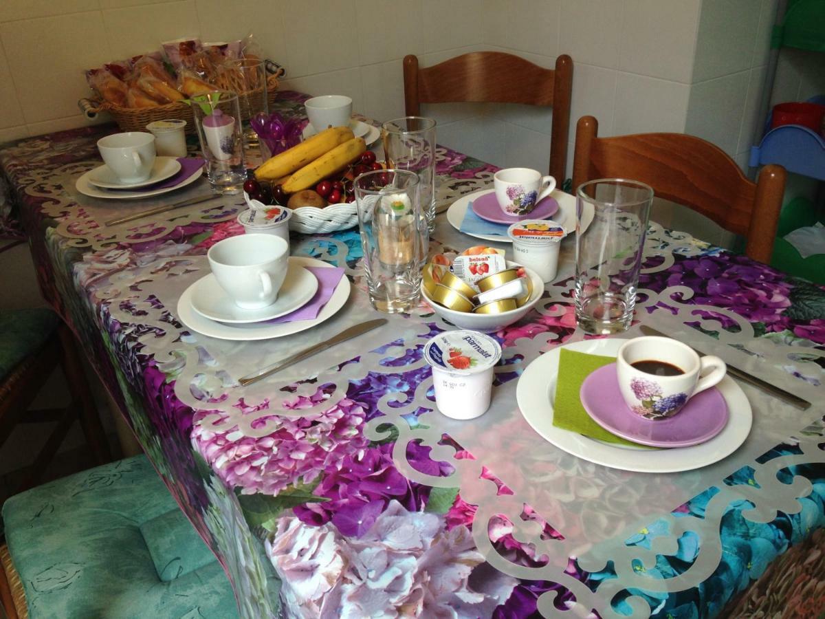 Le Ortensie Di Via Rossetti Bed & Breakfast Триест Екстериор снимка